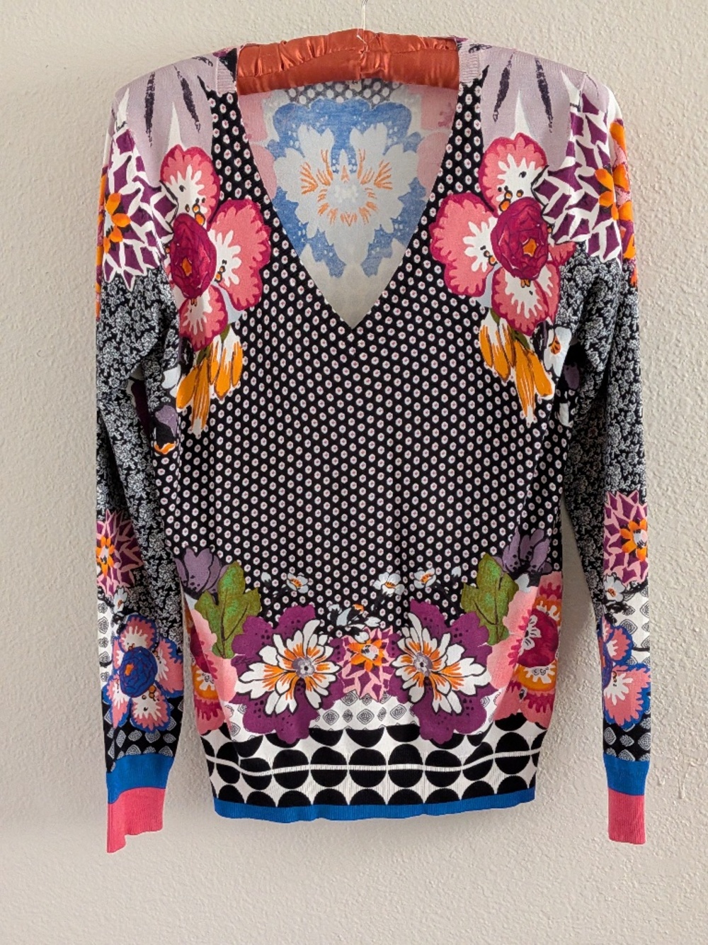 ETRO Milano Silk Floral Patchwork Print V-Neck Top IT 44 Made in Italy